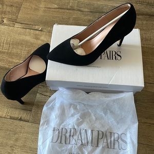 Size 8W BLACK stilleto 4 inch heel